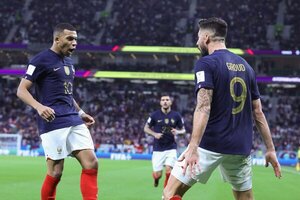 Un gol récord de Giroud y dos golazos de Mbappé dieron el pasaje a Francia a 4tos de final | 1000 Noticias