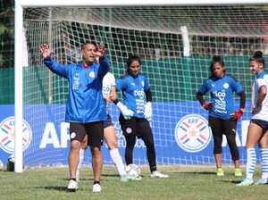 Domingo de intensos entrenamientos en el CARFEM  - APF