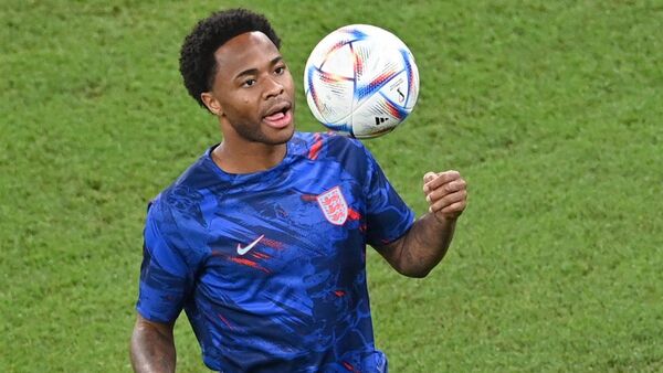 Raheem Sterling, baja de último momento en Inglaterra