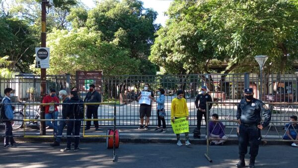 Ciudadanos indignados protestan contra la criminalización de las manifestaciones - PDS RADIO
