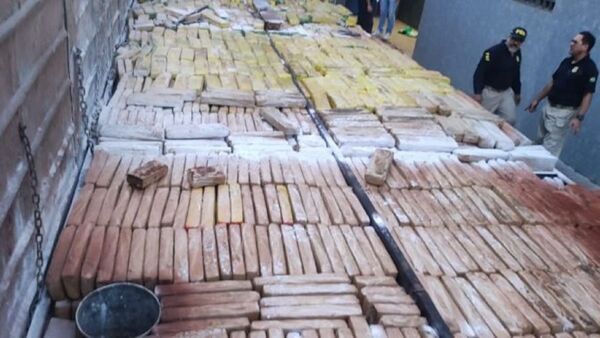 Camionero paraguayo cae con tres toneladas de droga en Brasil