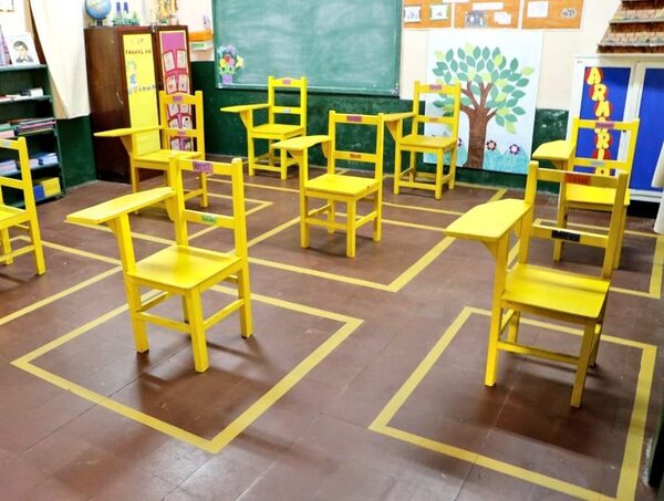 Unión Europea emite comunicado de apoyo al sector de la educación en Paraguay · Radio Monumental 1080 AM