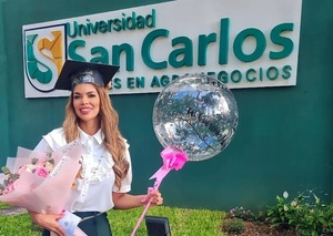 La exmodelo Anabel Ruíz Díaz ya es ingeniera - Te Cuento Paraguay