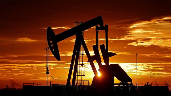 Unión Europea aplica embargo al petróleo ruso y el tope pactado con el G7 | 1000 Noticias
