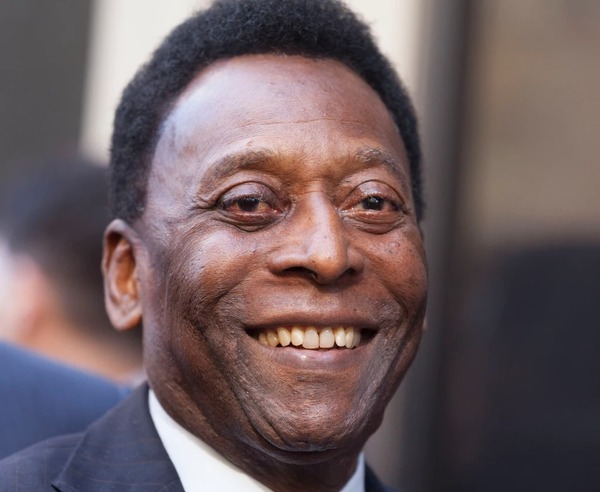 Familiares de Pelé aseguraron que la salud del ídolo brasileño no corre riesgo - Unicanal
