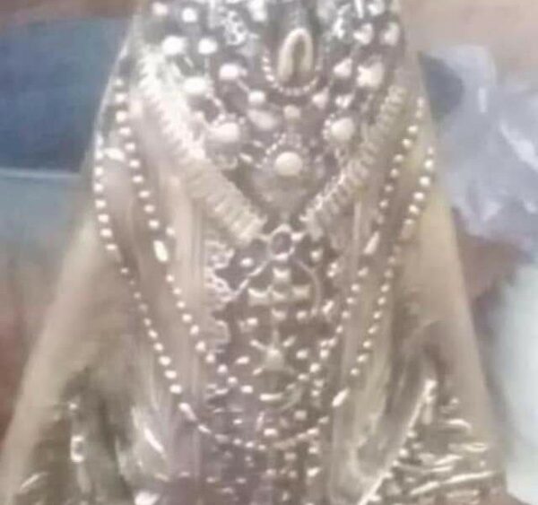 (VIDEO)Karai encontró imagen de la virgen de Caacupé de oro y se volvió viral