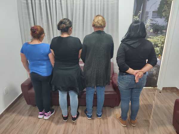 Caen descuidistas en Caacupé y recuperan 21 celulares robados - Unicanal