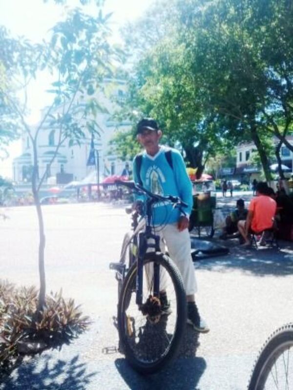 Tiene 70 años y pedaleó 320 km para visitar a la Virgen de Caacupé