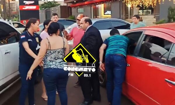 Detienen a directora de cárcel de mujeres por extorsión