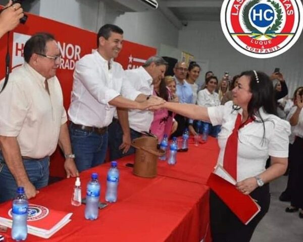 Esteña es reconocida como “Residenta de Honor Colorado en Paraguay”, por su trabajo social – Diario TNPRESS