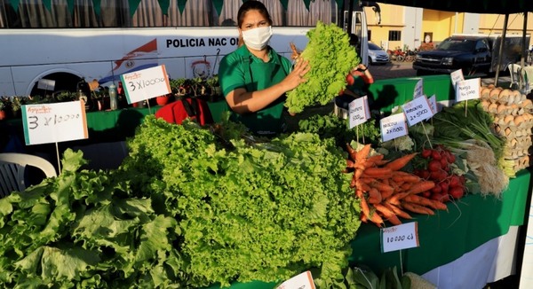 Feria de la Agricultura Familiar se realiza en la Costanera de Asunción hasta las 21:00 horas