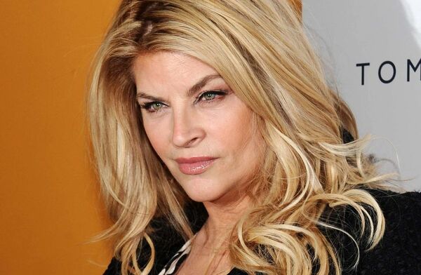 Muere Kirstie Alley, la carismática actriz de «Mira quién habla» y «Cheers» | OnLivePy