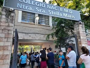 En el Colegio Stella Maris también se paga por inscripción, denuncian - Nacionales - ABC Color