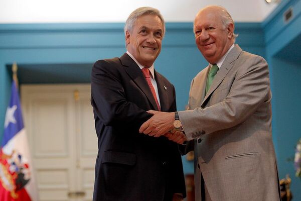 Ricardo Lagos y Sebastián Piñera cruzaron críticas por el aumento de la deuda en Chile - .::Agencia IP::.