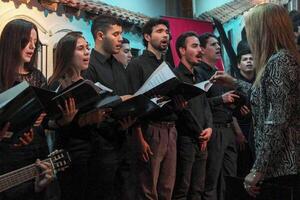 Diario HOY | "Cantemos la Navidad": Villancicos de la mano del coro del IMA en el Shopping del Sol