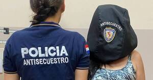 La Nación / Motín en cárcel de mujeres de CDE en defensa de la directora detenida por extorsión