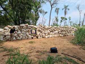 SENAD incauta 18 mil kilos de marihuana enterrados en fosas | 1000 Noticias