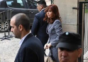Cristina Kirchner fue condenada por corrupción, aunque no irá por ahora a prisión - Mundo - ABC Color