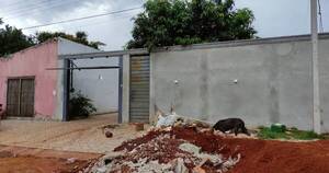 La Nación / Confuso ataque: dos hombres irrumpieron en una casa, fueron repelidos a tiros y uno perdió la vida