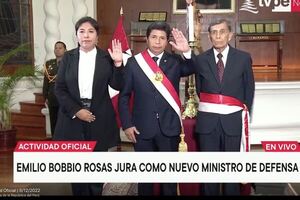 Perú: Castillo tomó juramento al nuevo ministro de Defensa - ADN Digital