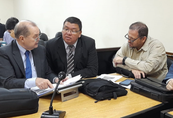 Condenan a exministros de HC: Francisco de Vargas a 3 años y Rojas a 4 años de cárcel