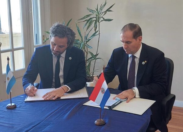 Paraguay y Argentina acuerdan fortalecer la conectividad digital