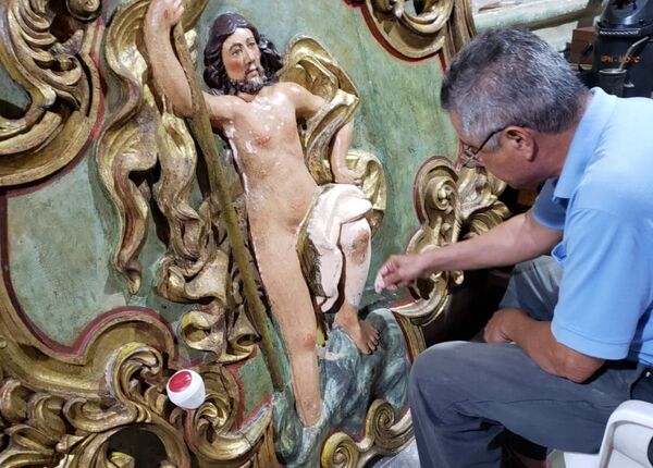 Prosigue la restauración de las piezas de la Iglesia de la Santísima Trinidad de Asunción - .::Agencia IP::.