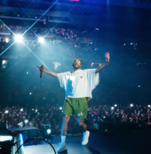 Detienen e imputan a dos presuntos estafadores de entradas de Bad Bunny