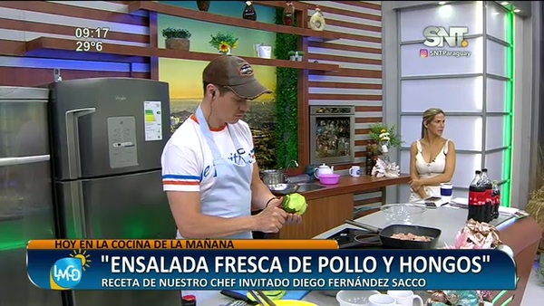 Bloque Cocina de la Mañana de Cada Día: “Ensalada fresca de pollo y hongos'' - SNT