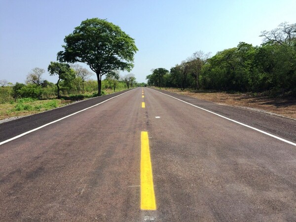 MOPC realiza mejoras viales en ruta Concepción-Vallemí | 1000 Noticias