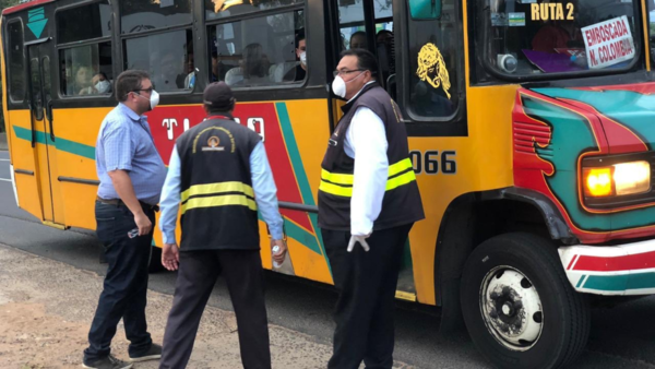 Dinatran estima que más de 40 mil personas pasarán por la terminal de Asunción entre hoy y mañana - El Independiente