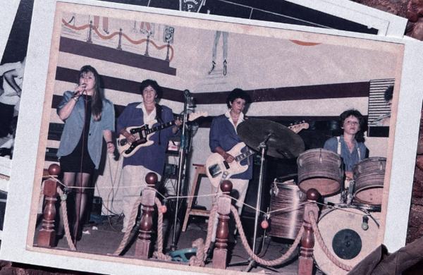 Diario HOY | Con muestra "Rebobinar" inauguran web sobre cultura rockera en Paraguay