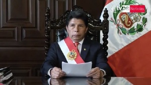 Presidente de Perú disuelve temporalmente el Congreso de la República