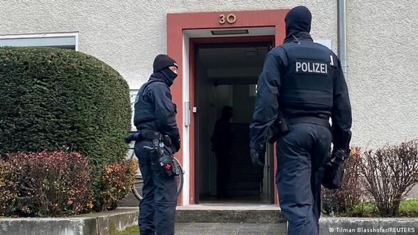 Detienen en Alemania a ultraderechistas sospechosos de planear ataque contra el Parlamento - El Trueno