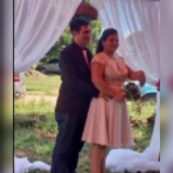 Pareja se casó en plena peregrinación a Caacupé