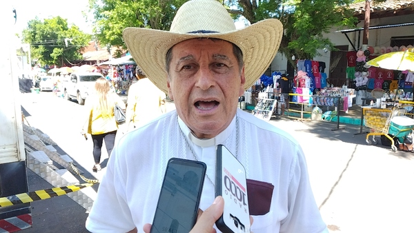 La alegría vuelve a renacer con miles de personas que llegan a la Basílica de Caacupé, resaltan | 1000 Noticias