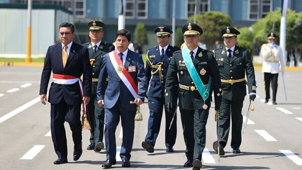 Castillo disuelve el Congreso e instaura un Gobierno de emergencia en Perú - Radio Imperio