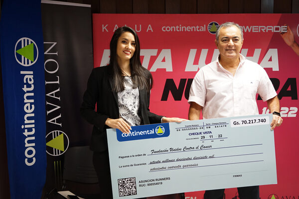 Entregan donación de la Maratón del Octubre Rosa a la Fundación Unidos contra el Cáncer (Funca) - Revista PLUS