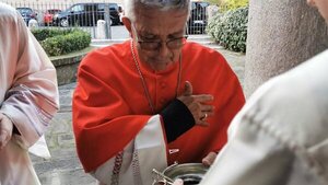 Adalberto Martínez asume como cardenal en Roma y toma posesión de basílica