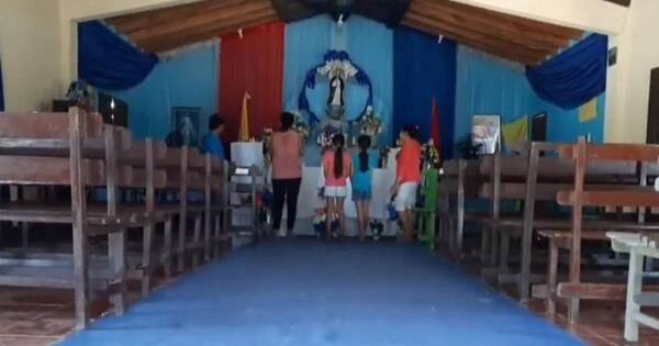 La Nación / Santuario de Caacupé en San Pedro: peregrinos de la zona acuden a pagar sus promesas