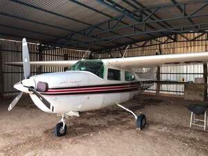 POLICÍA DE ITAPÚA SOSPECHOSO DE ESTAR INVOLUCRADO EN ROBO DE AVIONETA