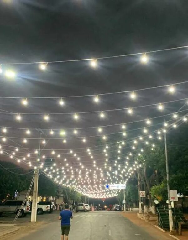 En Villa Elisa habilitan el túnel de luces y un pesebre gigante - Nacionales - ABC Color