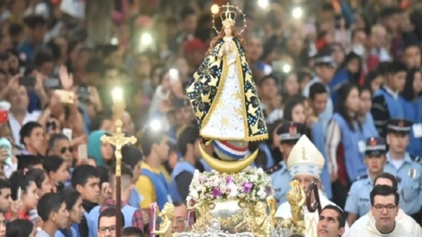 Traducen al guaraní el himno de la Virgen de Caacupé - Paraguaype.com