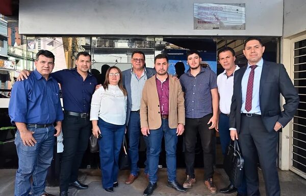 Denuncia contra intendente cartista de San Pedro de Ycuamandyyú congelada en el Ministerio Público - Política - ABC Color