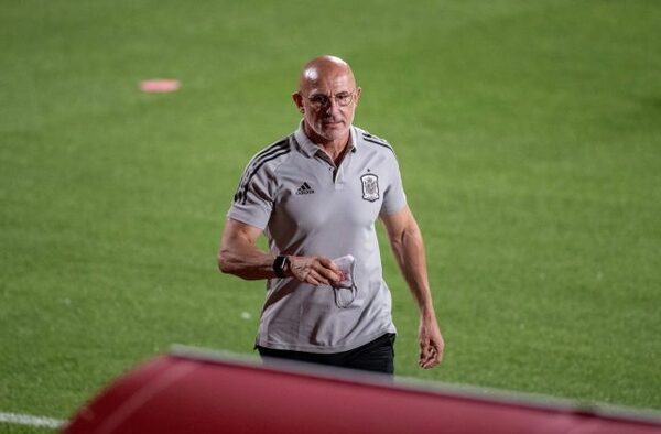España cambia de seleccionador tras fracasar en Qatar
