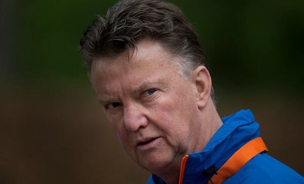 Diario HOY | Van Gaal: "Memphis también pensaba como Di María y ya nos besamos en la boca"