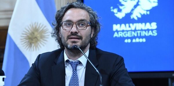Diario HOY | Argentina protesta ante el Reino Unido por anuncio de ejercicios en Malvinas