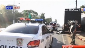 Motociclista muere tras chocar contra un camión en Ñemby - Paraguaype.com