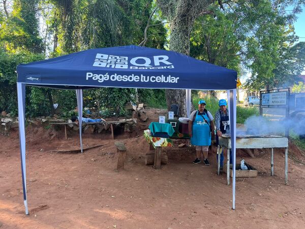 Diario HOY | Bancard revoluciona Caacupé con los pagos QR