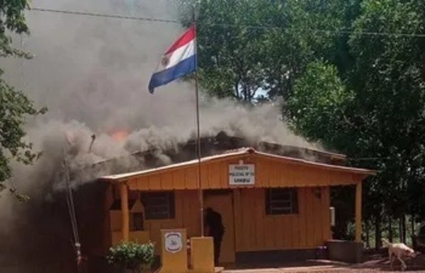Puesto policial se incendió por cortocircuito en Capitán Bado | 1000 Noticias
